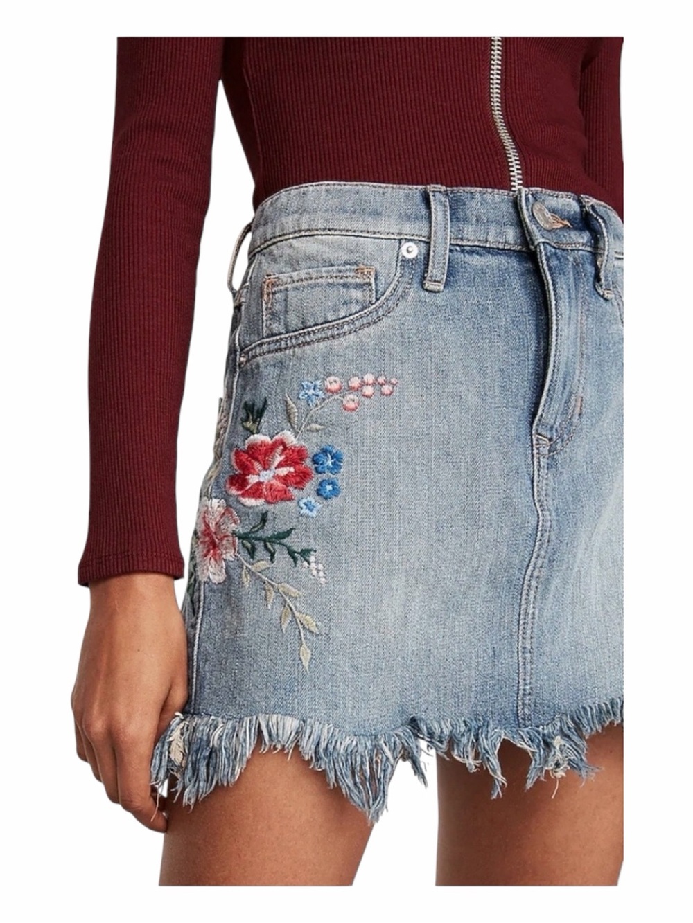 Express Y2K Floral Embroidered Frayed Hem Denim Mini Skirt. Size 6.